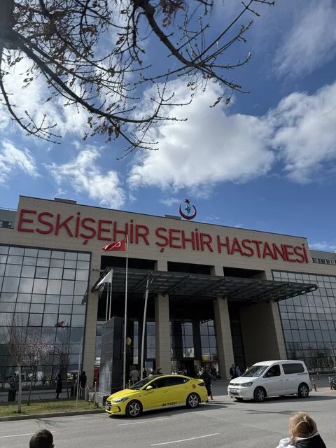 Main entrance façade of Eskişehir City Hospital — Eskişehir