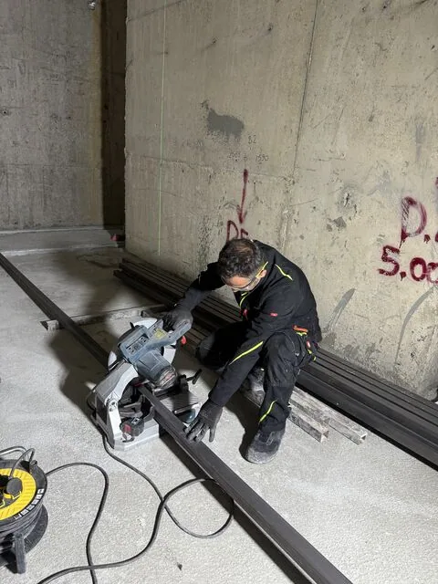 Preparing a metal profile beside the floor opening — Eskişehir