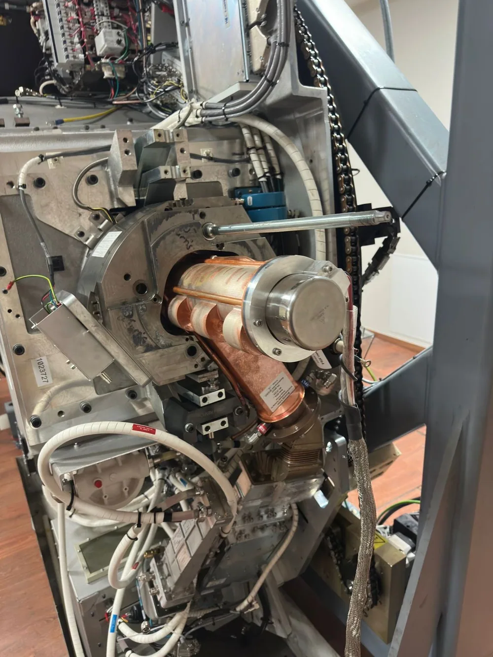 Detail of internal equipment components — Centre Antoine Lacassagne, France