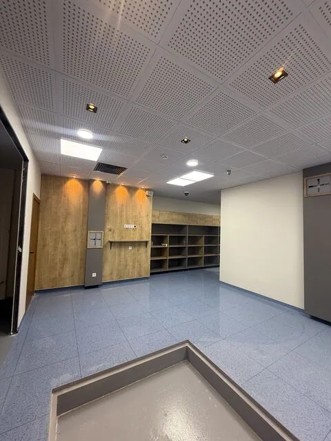 Wood wall finishes and mounting opening inside the room — Eskişehir