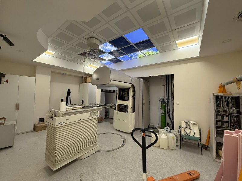 LINAC and patient table in the treatment room — Bursa Uludağ