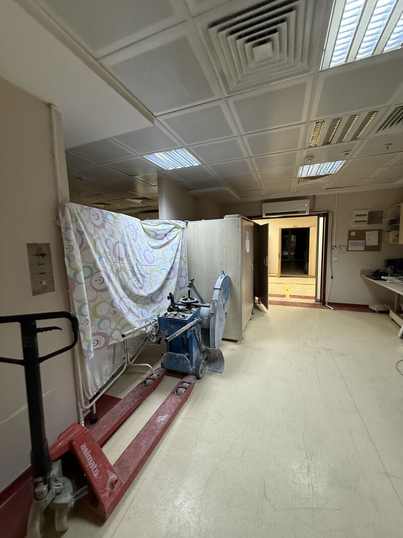 Equipment covered during work in the room — Rize